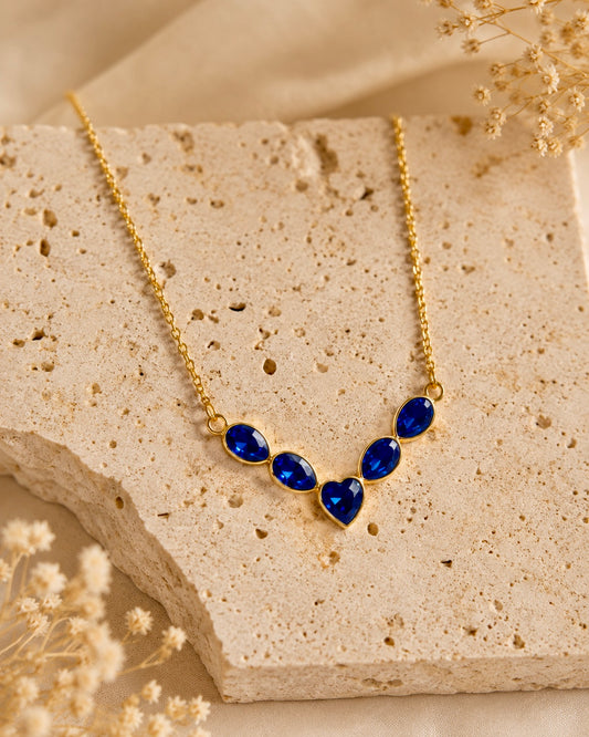 Queen necklace
